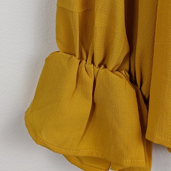 L Boho Off-the-Shoulder Top in Trendy Mustard - Picture 4 of 5